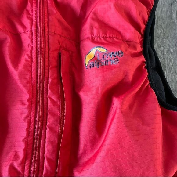 Lowe Alpine Women's Small Petite Skiing Winter Vest - Picture 9 of 9
